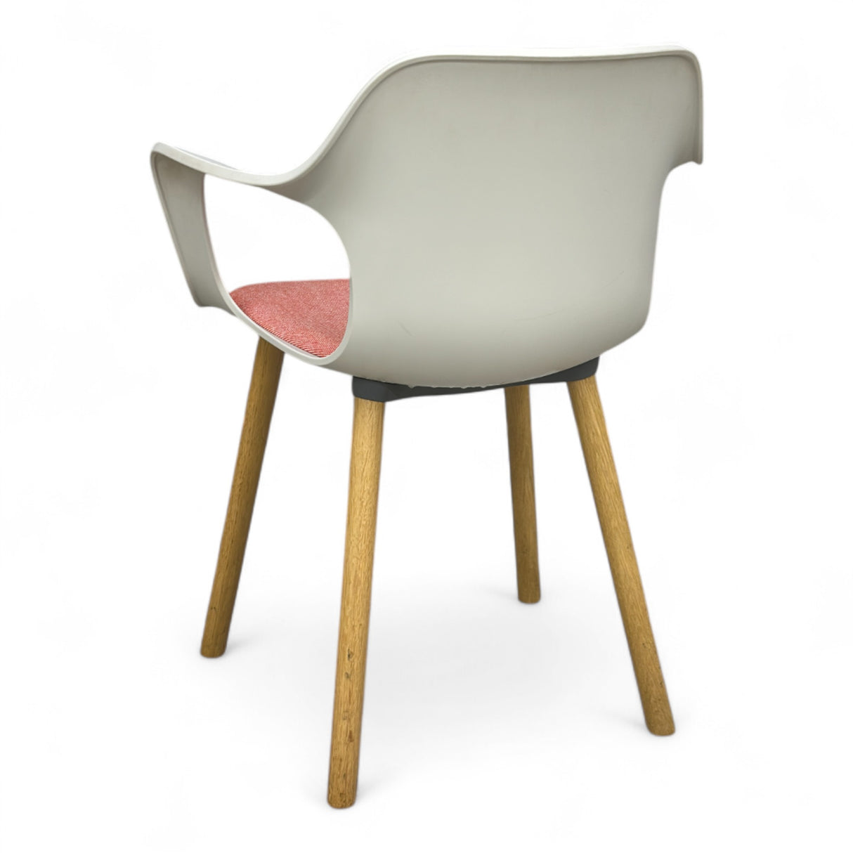 Nyrenset Vitra HAL spisestol hvit