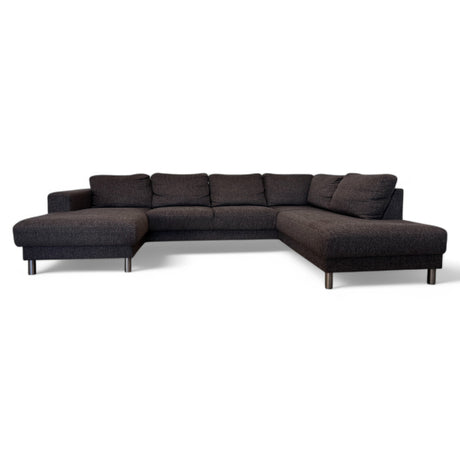 brun_u_sofa_med_metallfargede_sofaben
